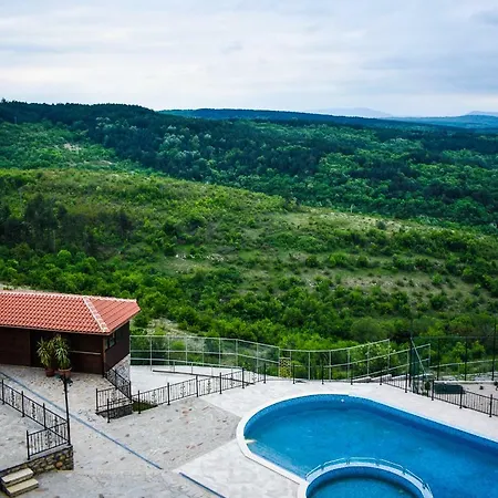 Complex Bolyarsko Selo & 3* Arbanasi